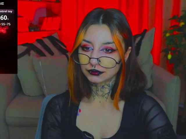 MistressMarcelline webcam