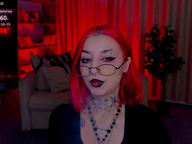 MistressMarcelline webcam
