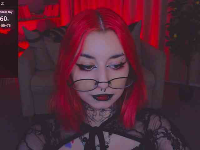 MistressMarcelline webcam
