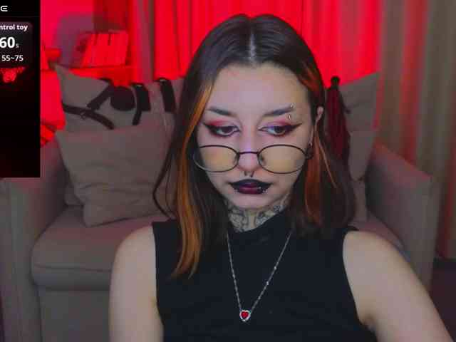 MistressMarcelline webcam