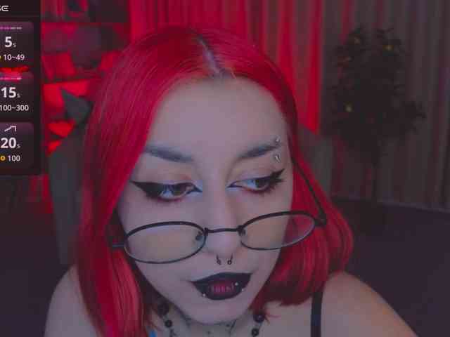 MistressMarcelline webcam