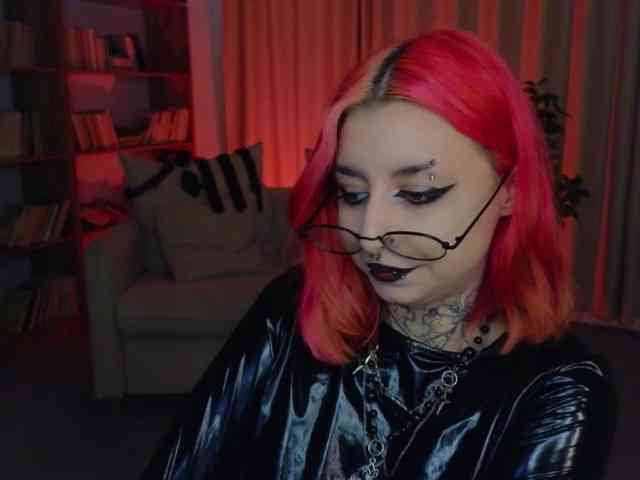 MistressMarcelline webcam