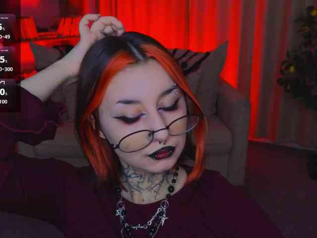MistressMarcelline webcam