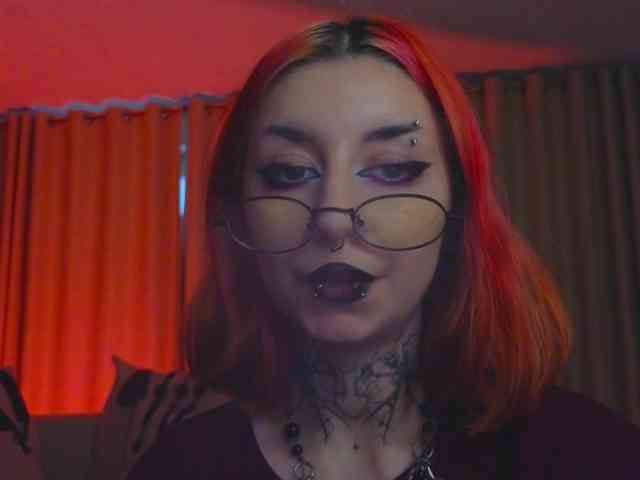 MistressMarcelline webcam