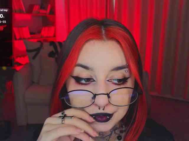 MistressMarcelline webcam