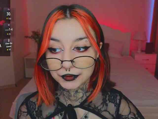 MistressMarcelline webcam