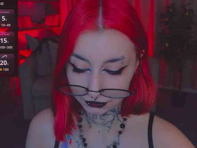 MistressMarcelline webcam