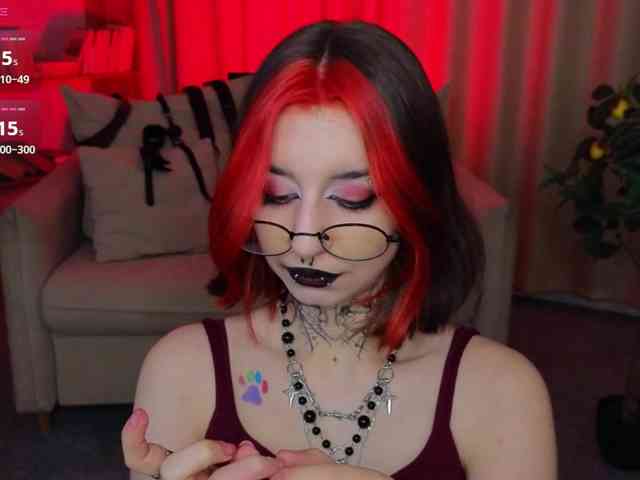 MistressMarcelline webcam