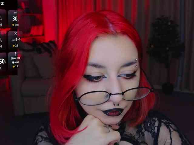 MistressMarcelline webcam