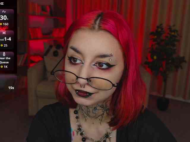 MistressMarcelline webcam