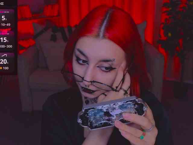MistressMarcelline webcam