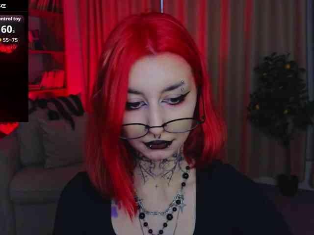 MistressMarcelline webcam