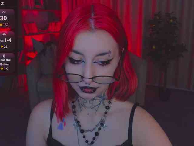 MistressMarcelline webcam
