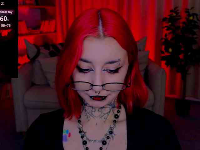 MistressMarcelline webcam