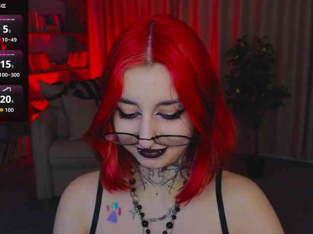 MistressMarcelline webcam