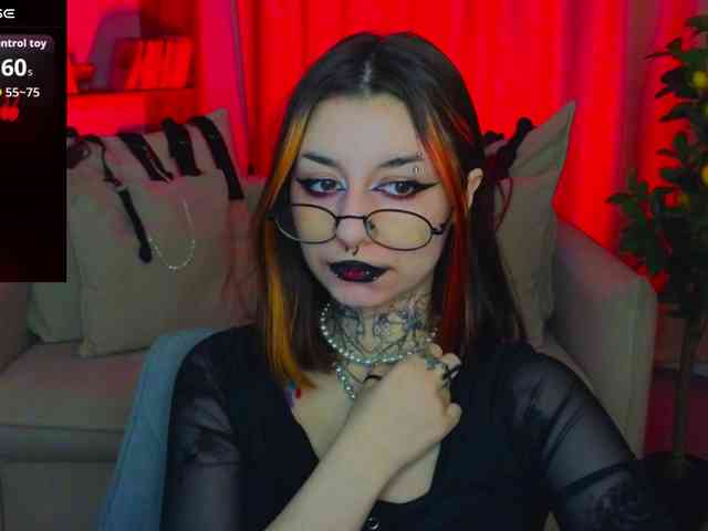 MistressMarcelline webcam