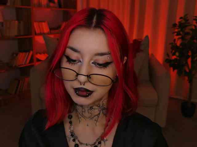 Model: MistressMarcelline