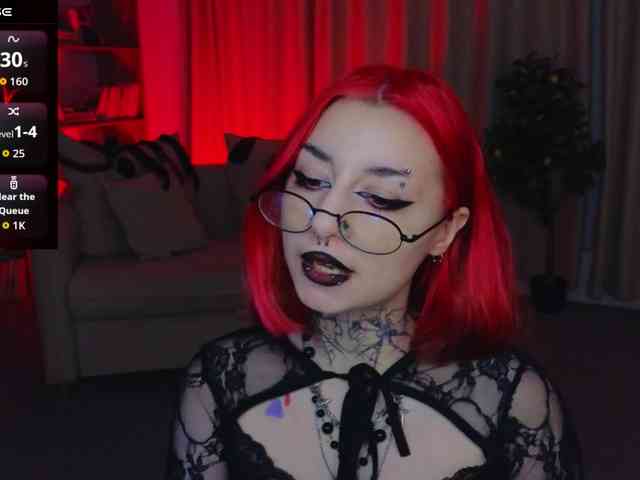 MistressMarcelline webcam