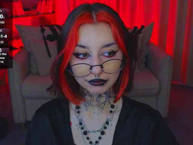 MistressMarcelline webcam