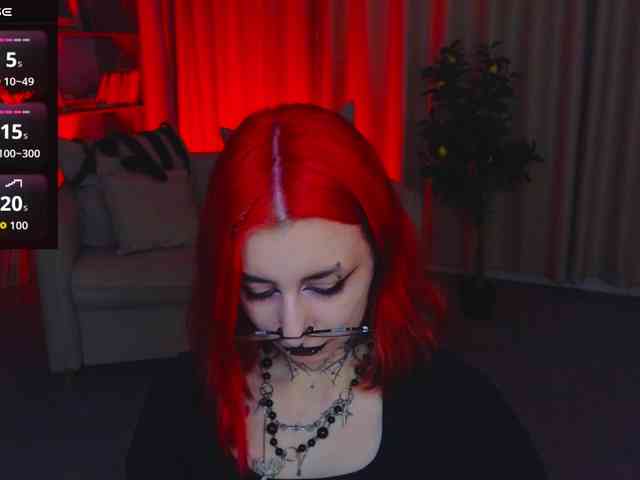MistressMarcelline webcam