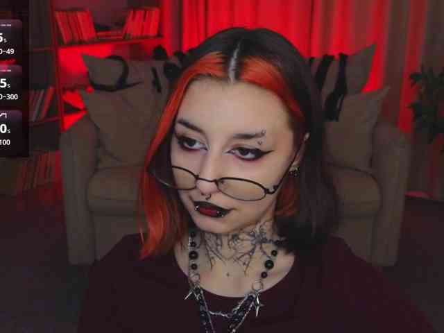 MistressMarcelline webcam