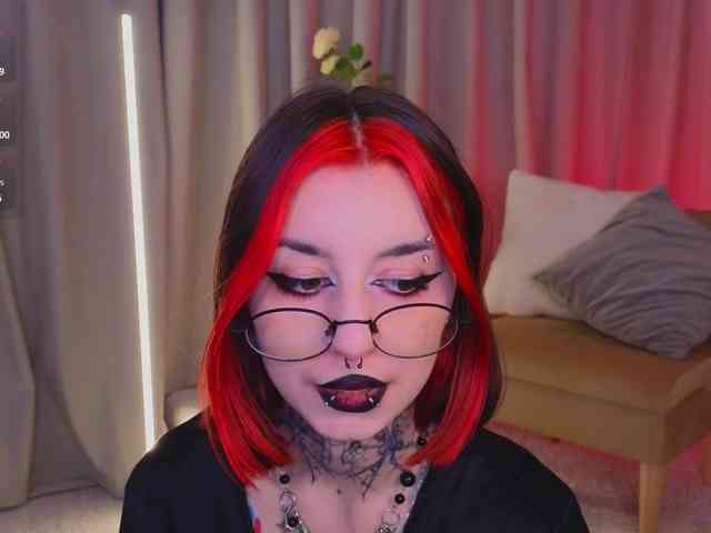 MistressMarcelline MistressMarcelline