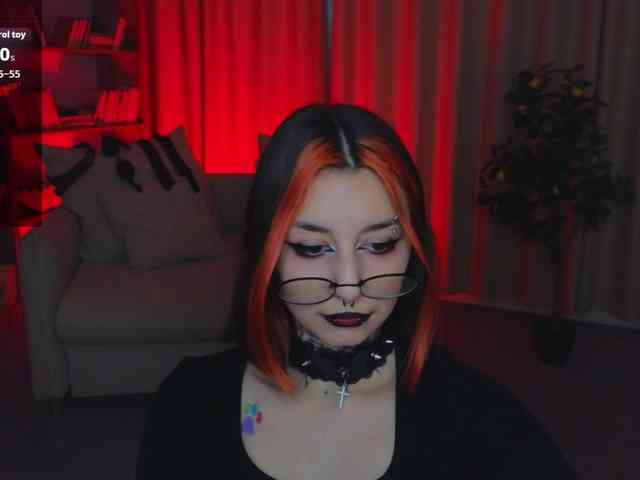 MistressMarcelline webcam