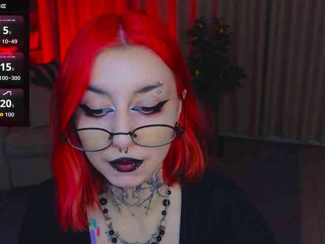 MistressMarcelline webcam