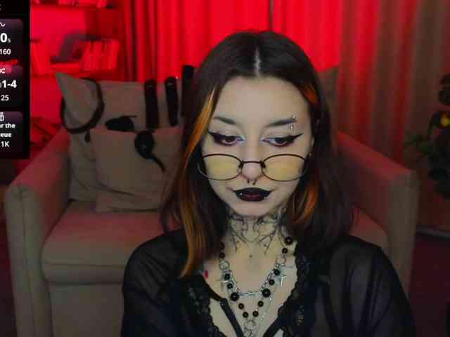 MistressMarcelline webcam