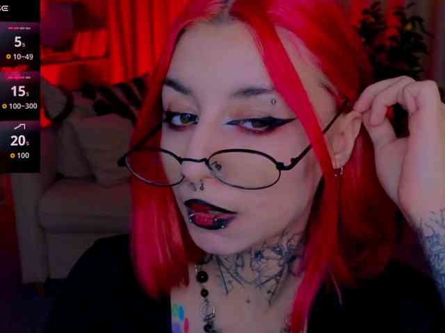 MistressMarcelline webcam