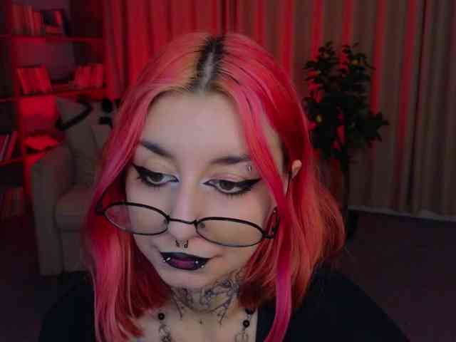 MistressMarcelline webcam