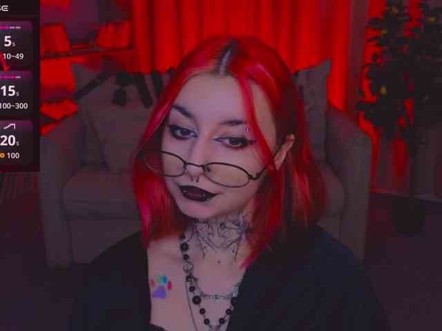 MistressMarcelline webcam