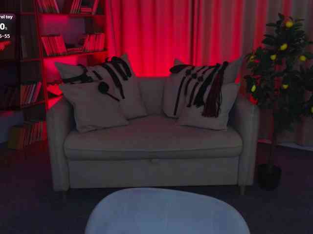 MistressMarcelline webcam