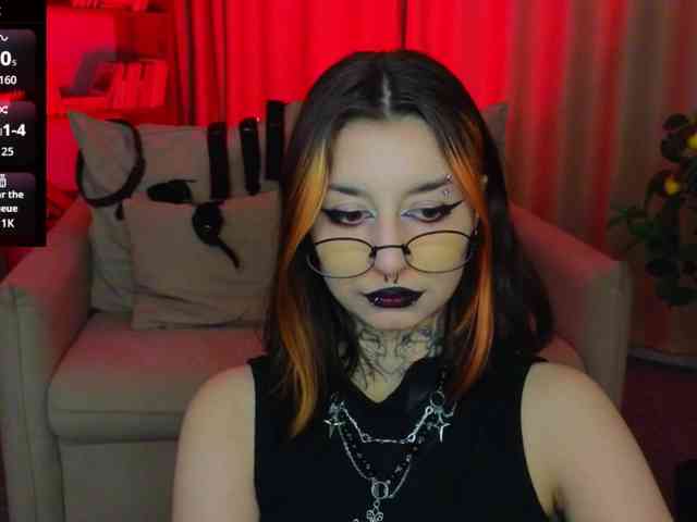 MistressMarcelline webcam
