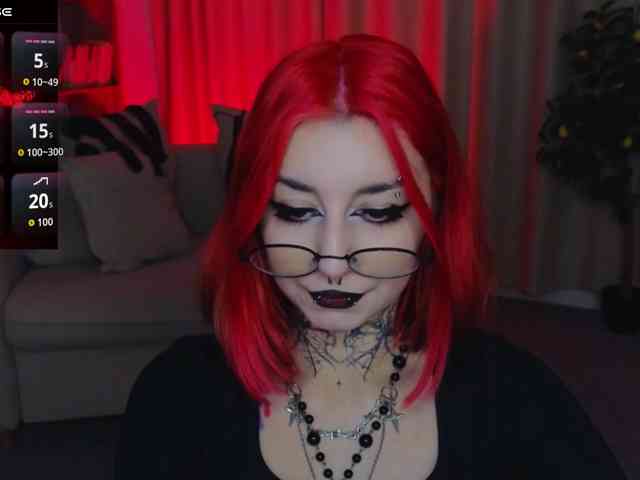 MistressMarcelline webcam