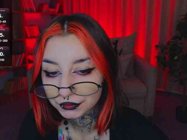 MistressMarcelline webcam