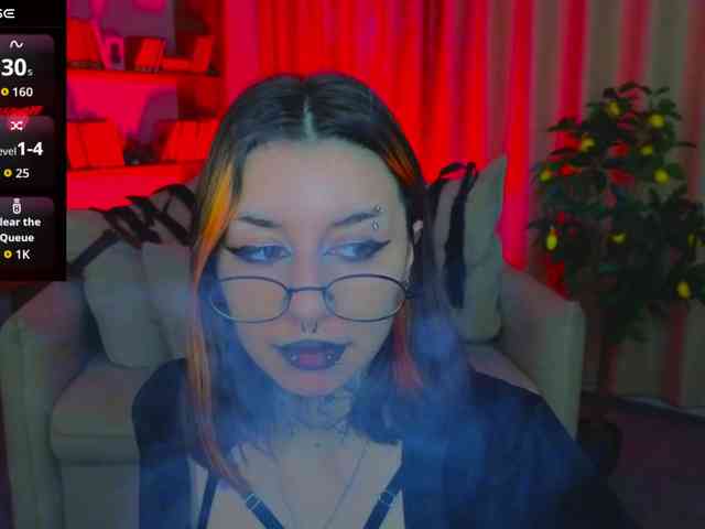MistressMarcelline webcam