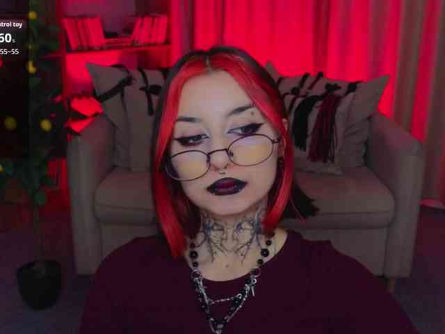 MistressMarcelline webcam