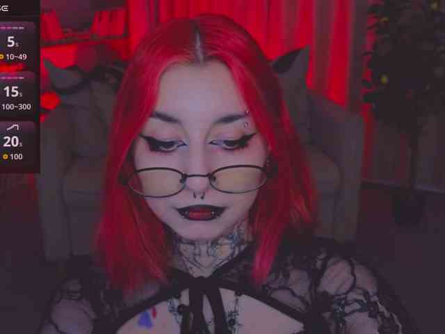 MistressMarcelline webcam