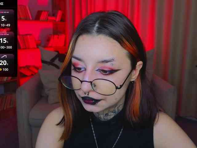 MistressMarcelline webcam