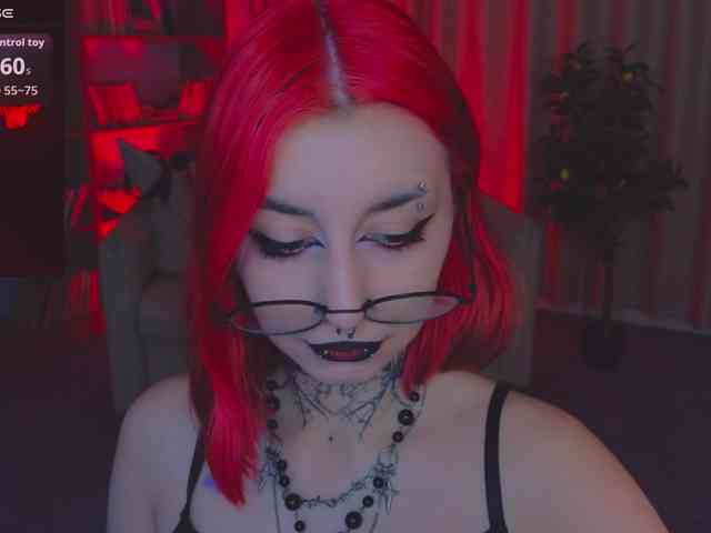 MistressMarcelline webcam