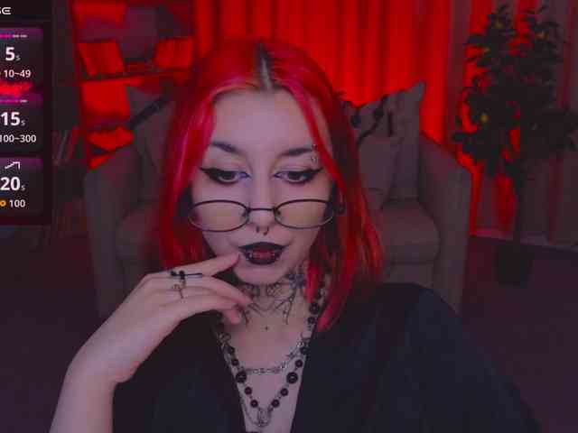 MistressMarcelline webcam