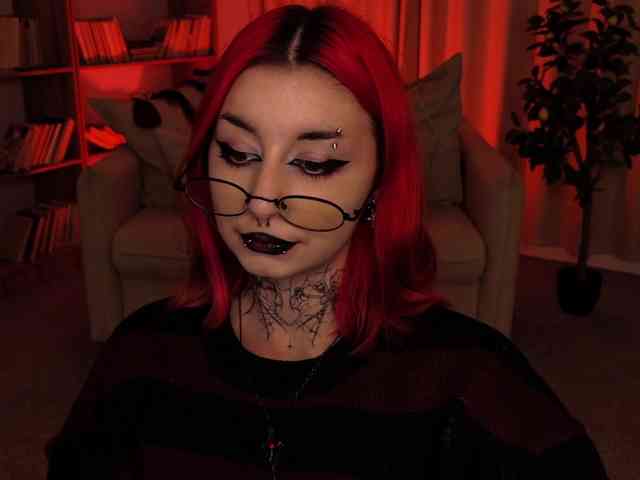 MistressMarcelline webcam