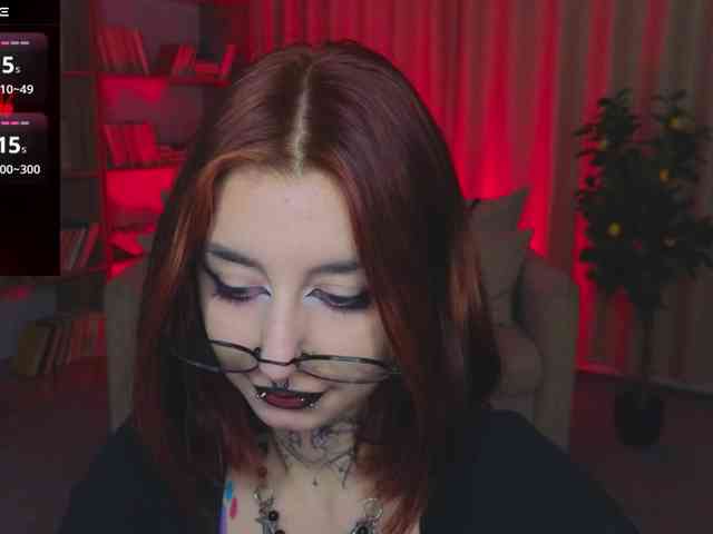 MistressMarcelline webcam