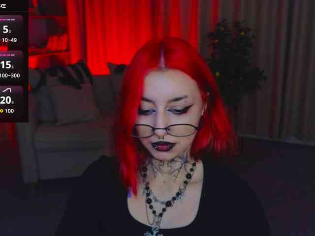 MistressMarcelline webcam
