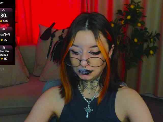 MistressMarcelline webcam