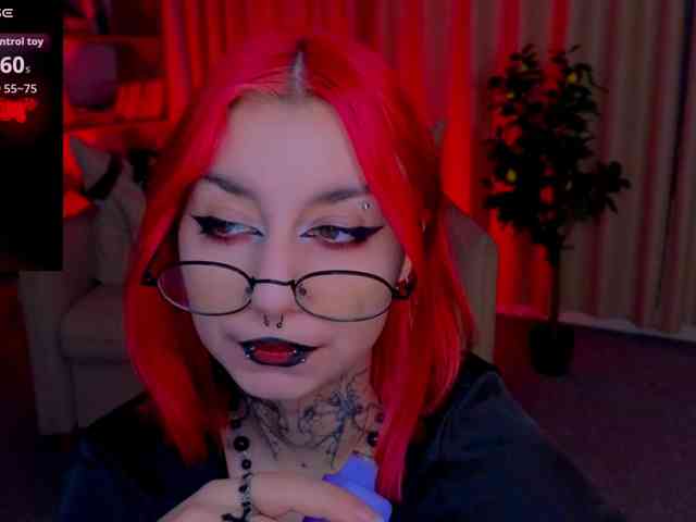 MistressMarcelline webcam