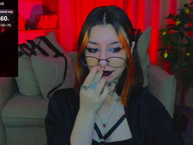 MistressMarcelline webcam