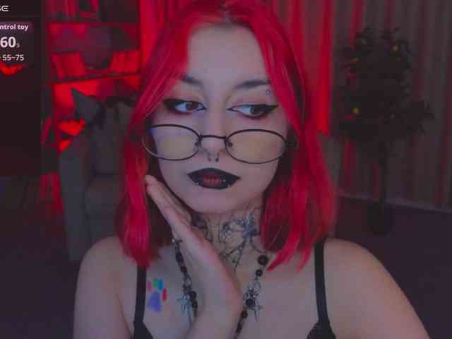 MistressMarcelline webcam