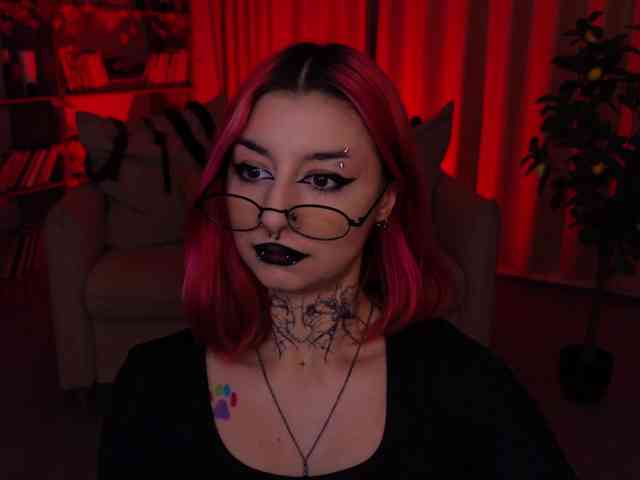 MistressMarcelline webcam
